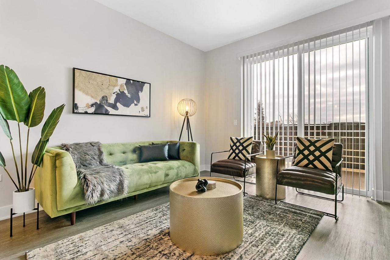 Bright & Comfortable Oakbrook 2Br Apt Free Parking - Ob 1 Apartment Oakbrook Terrace Luaran gambar