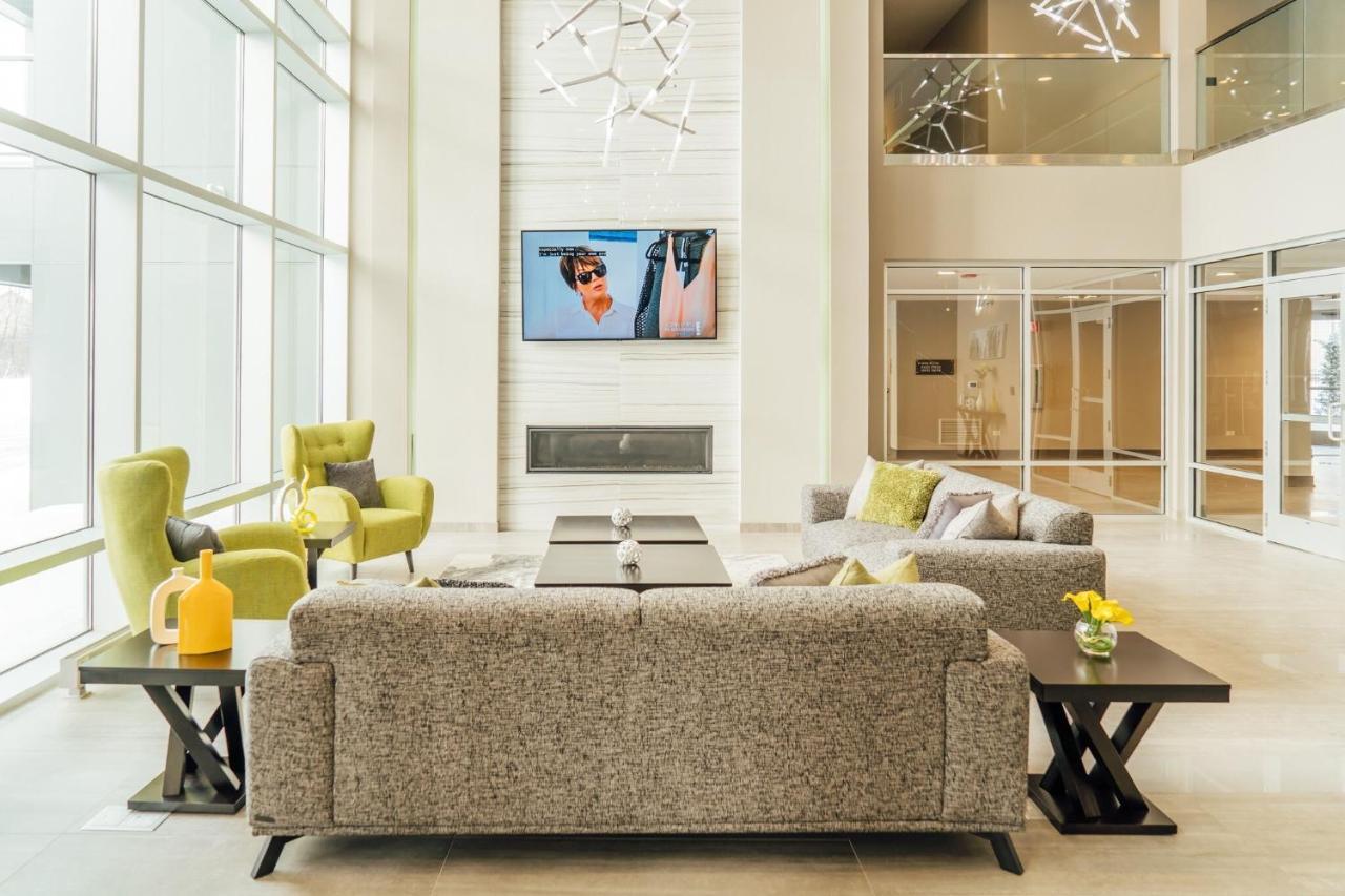 Bright & Comfortable Oakbrook 2Br Apt Free Parking - Ob 1 Apartment Oakbrook Terrace Luaran gambar